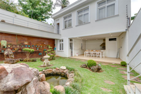 Casa à venda com 2 suítes em Alto da Boa Vista, São Paulo, SP