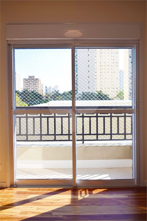 Apartamento à venda com 3 suítes em Vila Romana, São Paulo, SP