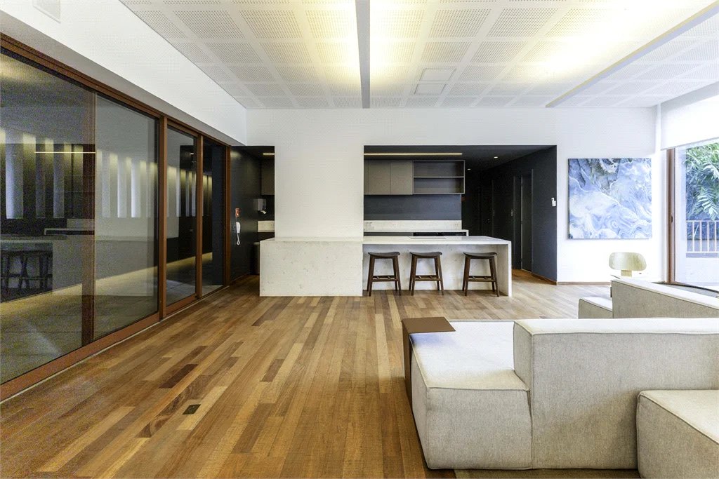 Apartamento à venda com 3 suítes em Jardim das Bandeiras, São Paulo, SP