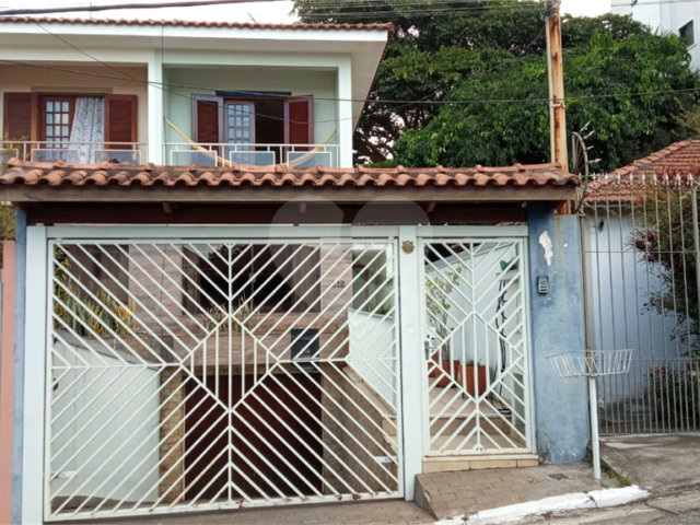 Sobrado à venda com 3 quartos, sendo 1 suíte,  em Vila Paulicéia, São Paulo, SP