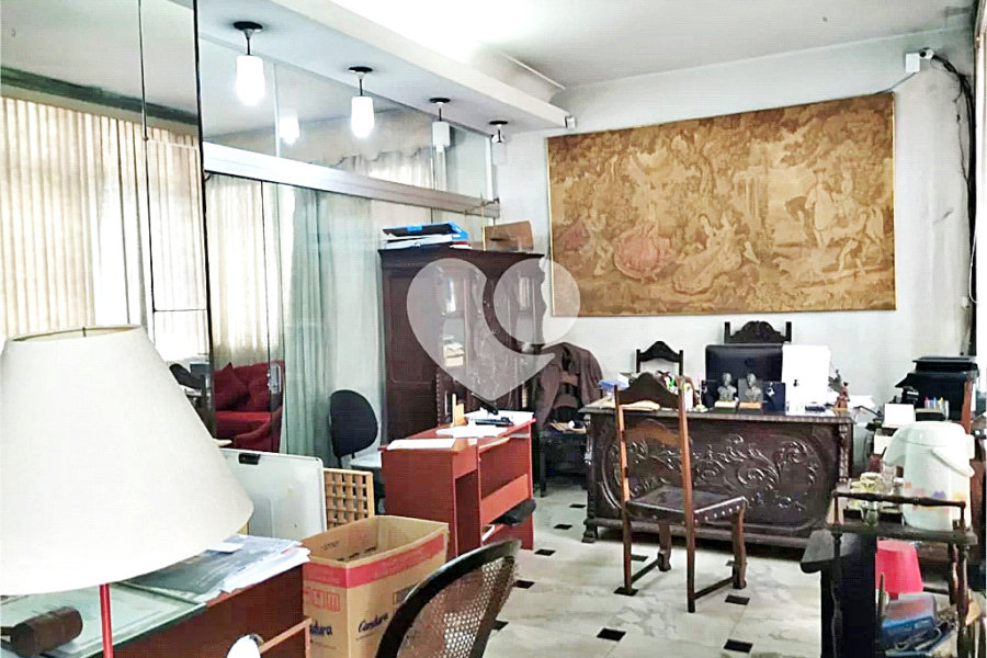 Casa à venda com 4 quartos, sendo 3 suítes, em Santana, São Paulo, SP