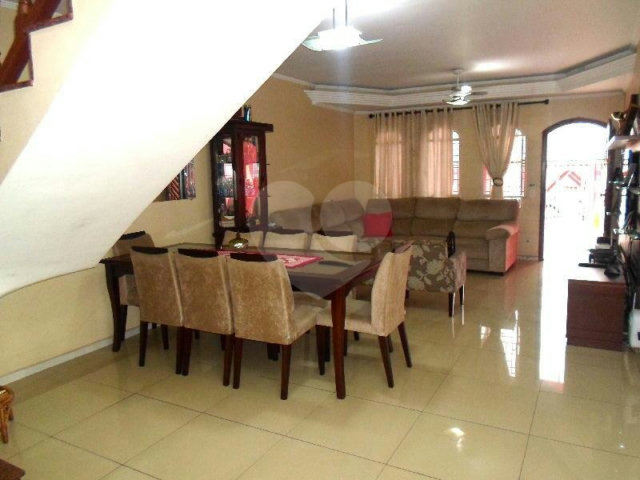 Sobrado à venda com 3 suítes em Vila Galvão, Guarulhos, SP