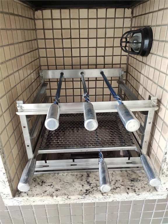 Apartamento à venda ou para alugar com 3 quartos, sendo 1 suíte, em Parque Reboucas, São Paulo, SP