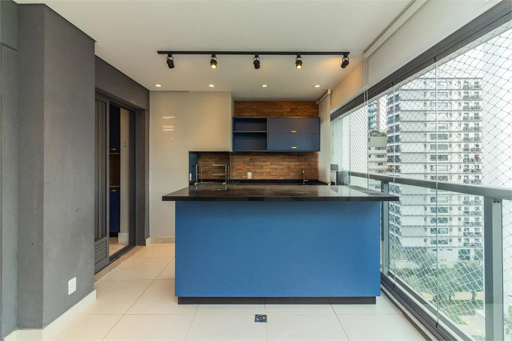 Apartamento à venda com 3 quartos, sendo 2 suítes, em Pinheiros, São Paulo, SP