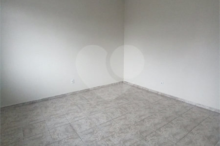 Sobrado para alugar com 2 quartos em Campo Grande, Rio de Janeiro, RJ