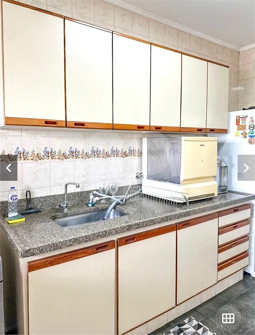 Apartamento à venda com 3 quartos, sendo 1 suíte,  em Cidade Alta, Piracicaba, SP