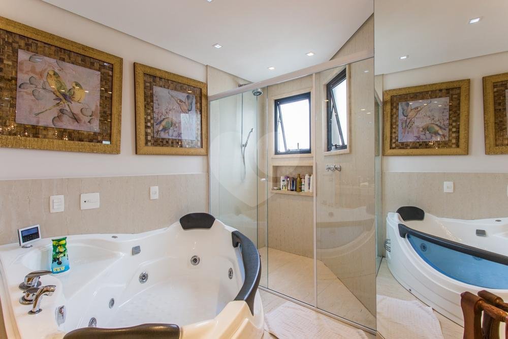 Apartamento à venda com 3 suítes em Campo Belo, São Paulo, SP