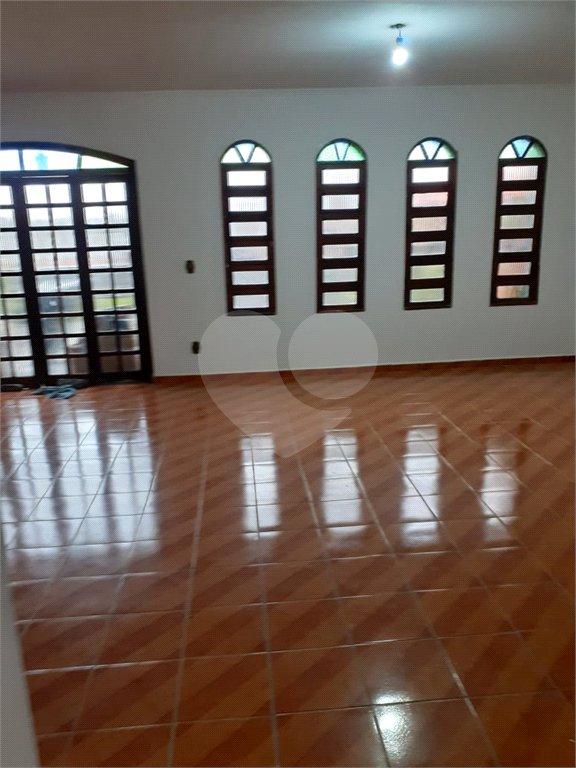 Casa à venda com 3 quartos, sendo 2 suítes, em Parada Inglesa, São Paulo, SP