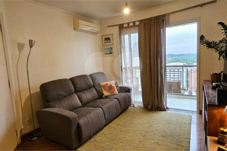 Apartamento à venda com 3 quartos, sendo 2 suítes, em Pinheiros, São Paulo, SP