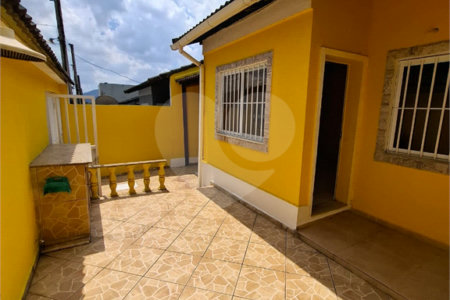 Casa Térrea à venda com 2 quartos em Campo Grande, Rio de Janeiro, RJ