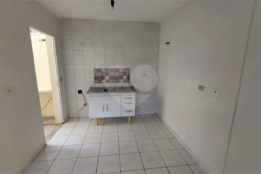 Casa para alugar com 3 quartos, sendo 1 suíte, em Vila Isolina Mazzei, São Paulo, SP