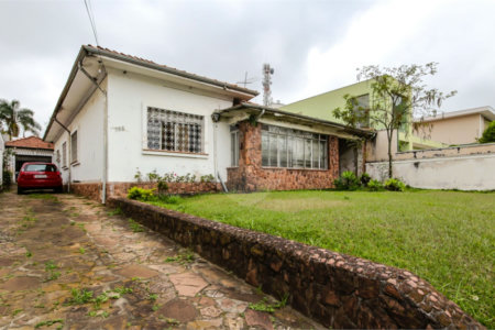 Casa à venda com 3 quartos em Bela Aliança, São Paulo, SP