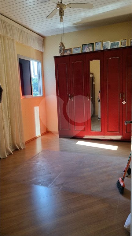 Sobrado à venda com 5 quartos em Vila Santos, São Paulo, SP