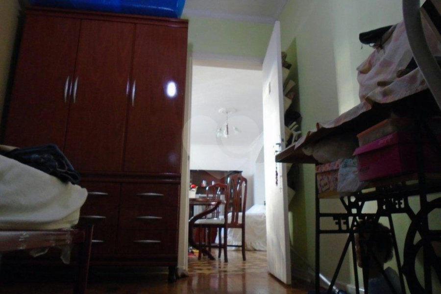 Casa à venda com 4 quartos no condomínio Travessa Catarina Vazem,21, São Paulo - SP