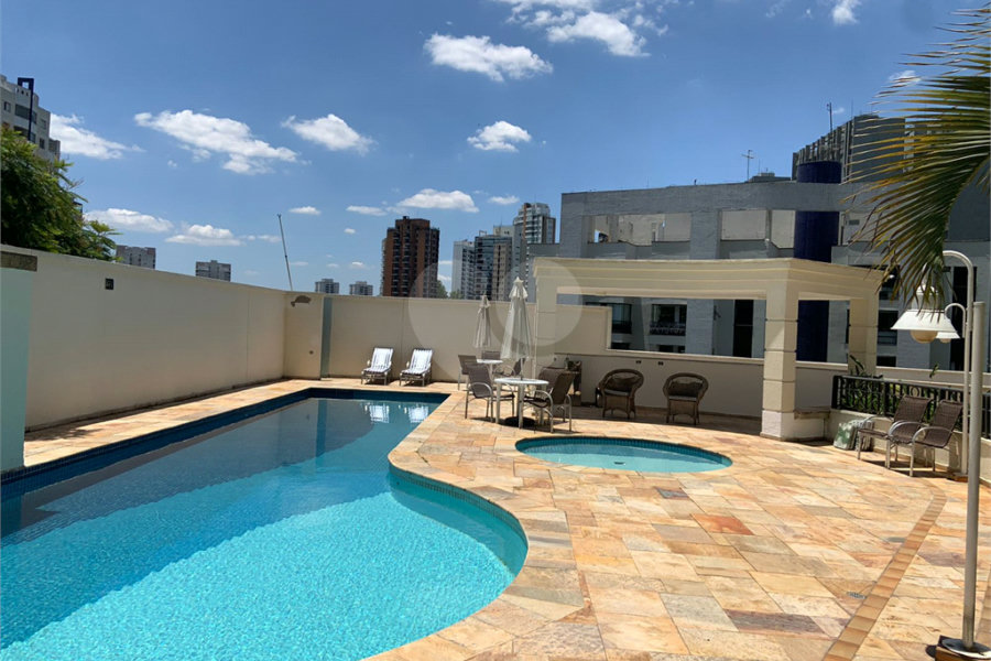 Apartamento à venda ou para alugar com 3 suítes em Morumbi, São Paulo, SP