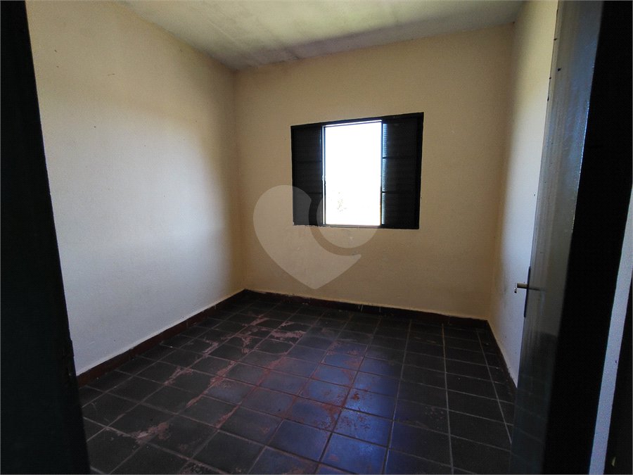 Fazenda para alugar com 3 quartos em Vila Santana, Itapetininga, SP