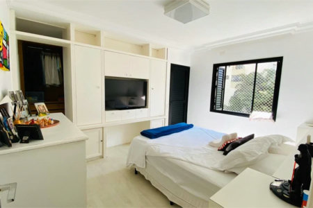 Apartamento à venda com 3 suítes em Vila Andrade, São Paulo, SP