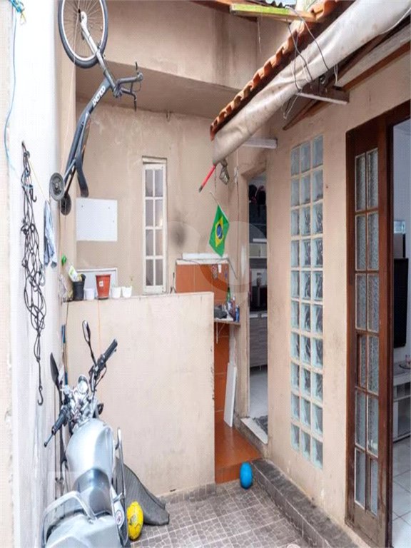 Casa à venda com 3 quartos, sendo 1 suíte, em Cambuci, São Paulo, SP