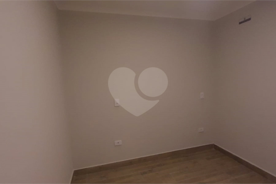 Sobrado à venda com 3 quartos, sendo 1 suíte, em Vila Guilherme, São Paulo, SP