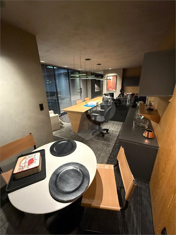 Sala à venda ou para alugar no Centro, Rio de Janeiro, RJ