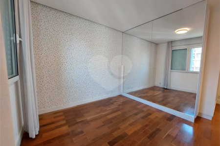 Apartamento à venda com 3 quartos, sendo 1 suíte, em Vila Leopoldina, São Paulo, SP
