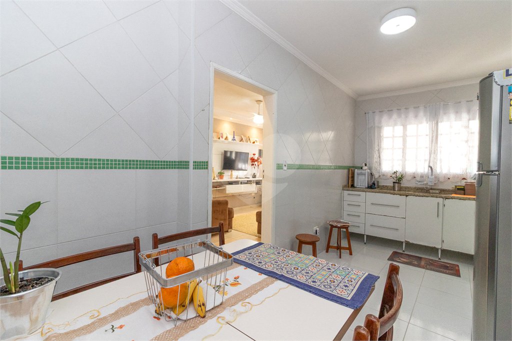 Casa à venda com 3 quartos, sendo 1 suíte, em Chora Menino, São Paulo, SP