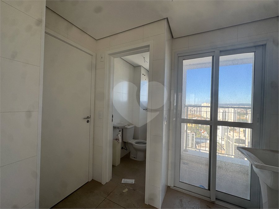 Apartamento para alugar com 4 quartos, sendo 3 suítes, em Jardim América, Sorocaba, SP