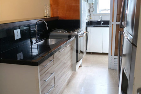 Apartamento à venda com 3 quartos, sendo 1 suíte,  no Centro, São Bernardo do Campo, SP