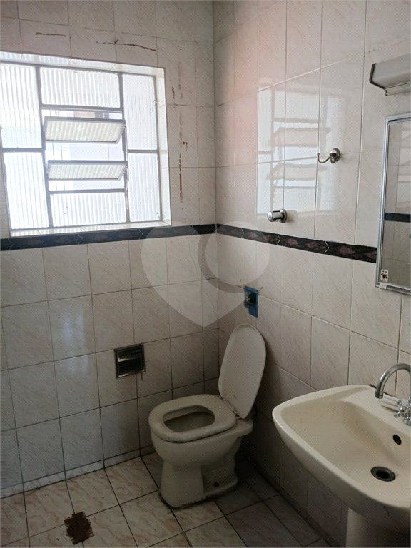 Sobrado à venda com 3 quartos, sendo 1 suíte,  no Centro, Santo André, SP
