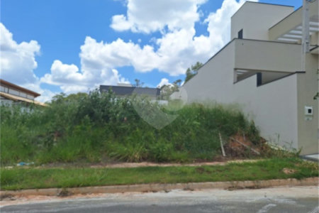 Terreno à venda com 1 suíte em Pinheirinho, Vinhedo, SP