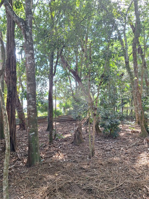Chácara à venda ou para alugar com 3 quartos, sendo 1 suíte,  em Parque Residencial Itapeti, Mogi das Cruzes, SP