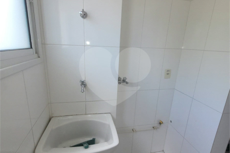 Apartamento à venda com 2 quartos em Horto, São Paulo, SP