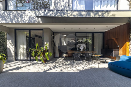 Casa à venda com 3 suítes em Jardim Luzitânia, São Paulo, SP