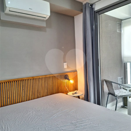 Apartamento à venda com 1 quarto em Santo Amaro, São Paulo, SP
