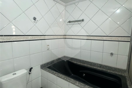 Casa à venda com 4 quartos, sendo 2 suítes, em Jardim Bela Vista, Guarulhos, SP