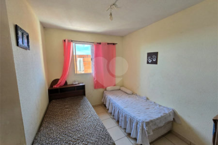 Casa à venda com 2 quartos no condomínio Esmeralda, Itapetininga - SP