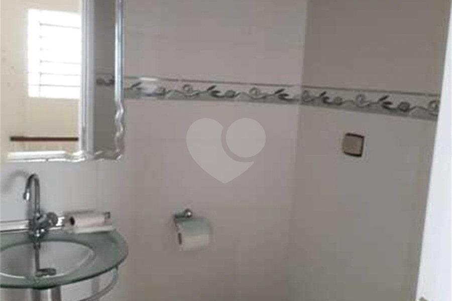 Casa à venda com 4 quartos, sendo 2 suítes, em Santana, São Paulo, SP