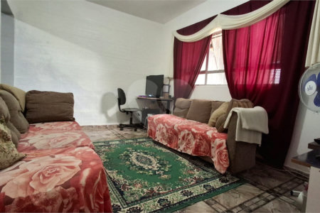Casa de Vila à venda com 2 quartos em Vila Dylze, Votorantim, SP
