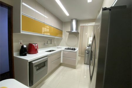 Apartamento à venda com 3 quartos, sendo 1 suíte, em Tijuca, Rio de Janeiro, RJ
