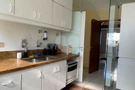 Apartamento à venda com 3 quartos, sendo 1 suíte, em Jardim Paulista, São Paulo, SP