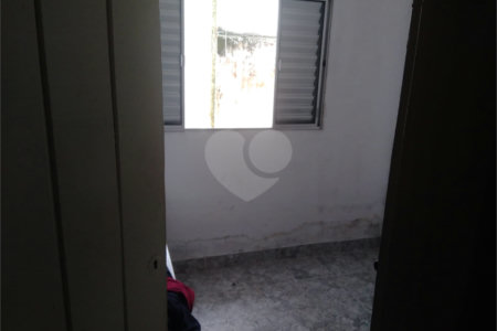 Casa à venda com 4 quartos, sendo 1 suíte, em Mogi Moderno, Mogi das Cruzes, SP