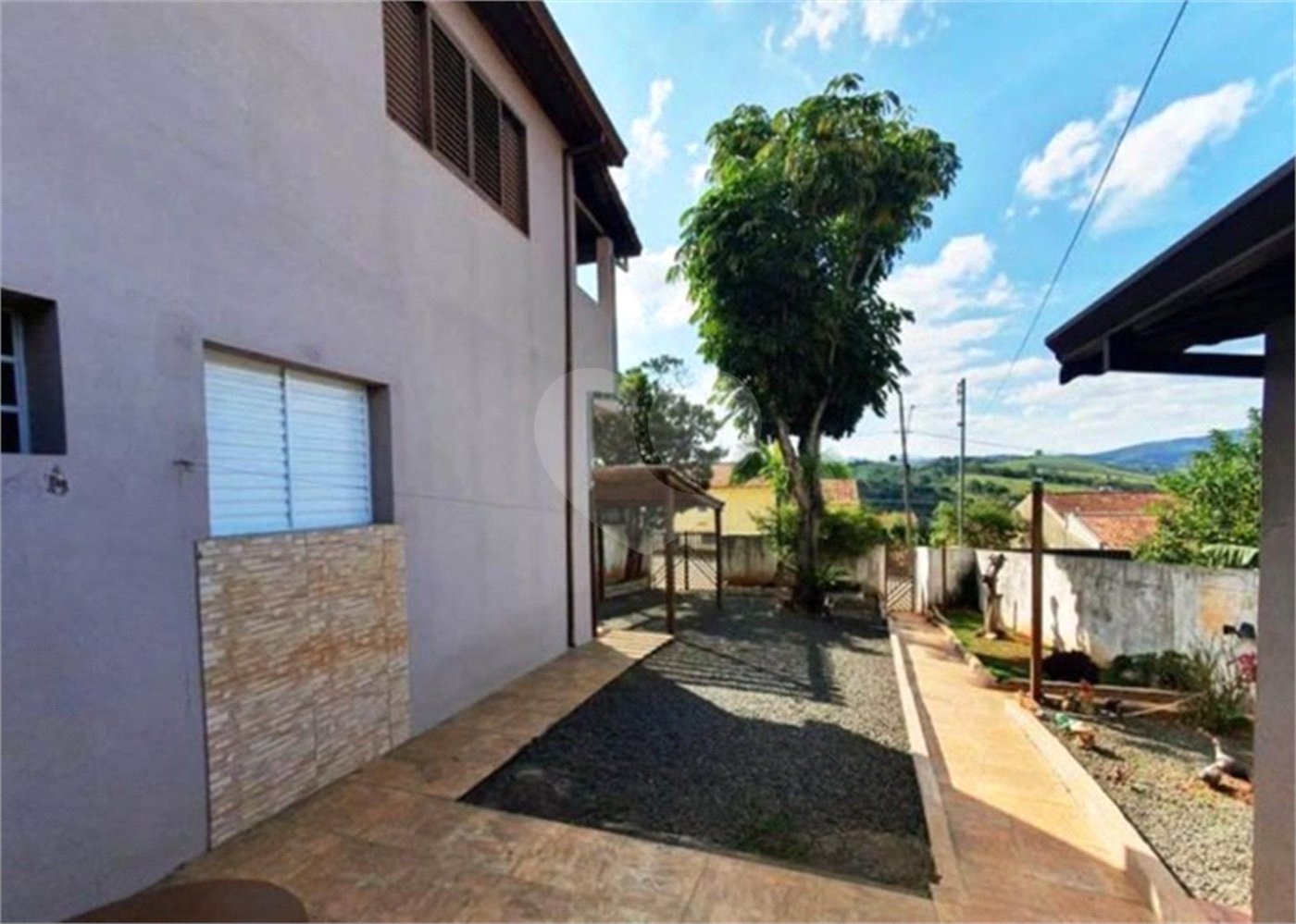 Casa à venda com 3 quartos, sendo 1 suíte, no Centro, Ouro Fino, MG
