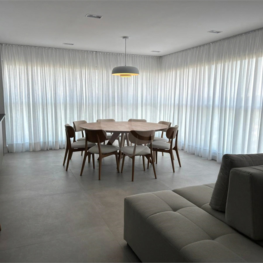 Apartamento à venda com 3 suítes em Santo Amaro, São Paulo, SP