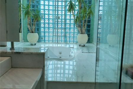 Casa à venda ou para alugar com 4 suítes no condomínio Suzano, Suzano - SP