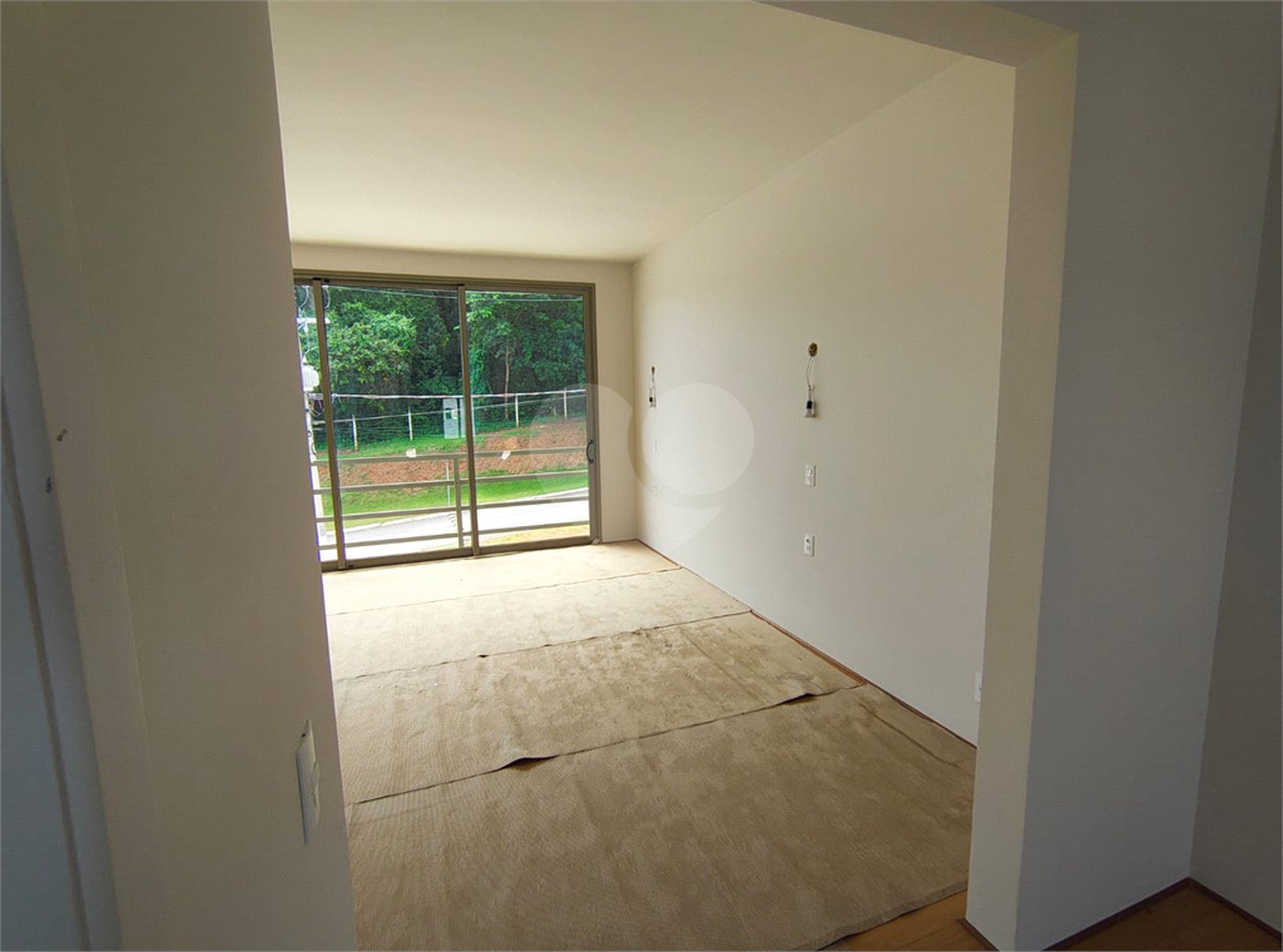 Casa à venda com 4 quartos, sendo 3 suítes,  no condomínio Villa Verde, Jundiaí - SP