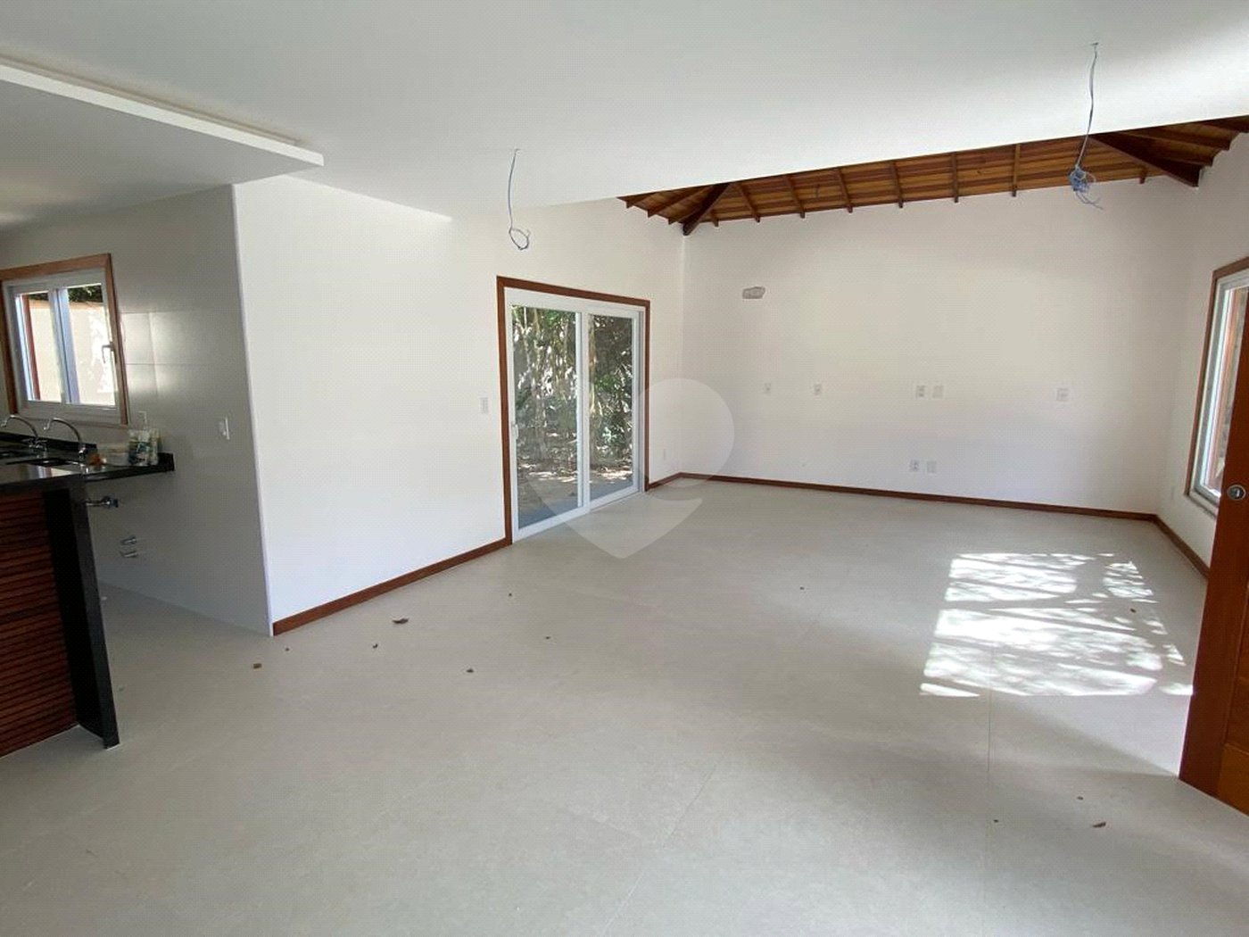 Casa em condomínio à venda com 4 suítes em Praia Rasa, Armação dos Búzios, RJ