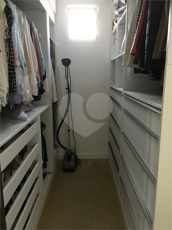 Apartamento à venda com 3 suítes em Vila Gomes Cardim, São Paulo, SP