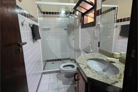 Casa à venda com 4 quartos, sendo 2 suítes, em Geribá, Armação dos Búzios, RJ