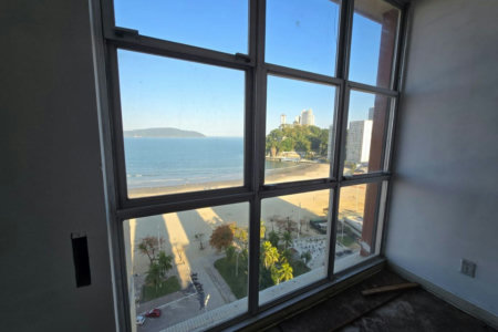 Apartamento com 3 dormitórios à venda, 175 m² por R$ 950.000,00 - Itararé - São Vicente/SP