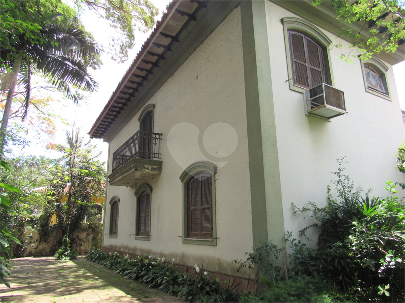 Casa à venda com 4 suítes em Jardim Guedala, São Paulo, SP